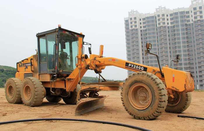 廣西綠建園建筑工程分享如何保護(hù)好工程機(jī)械車輛的心臟，延長使用壽命